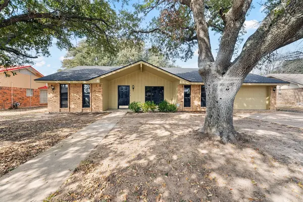 1519 Lorene LN, Marlin, TX 76661