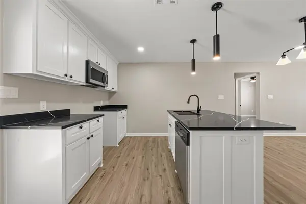 940 Holt AVE, Waco, TX 76706