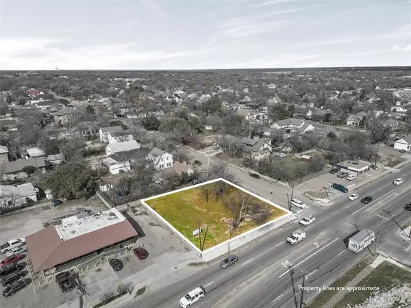 510 N 16th ST, Waco, TX 76707