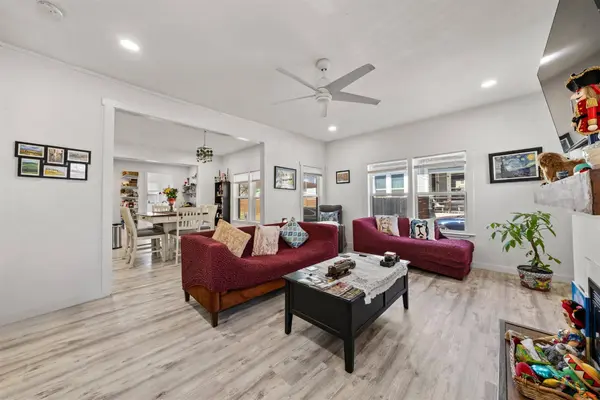 520 N 26th ST, Waco, TX 76707