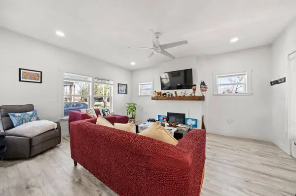 520 N 26th ST, Waco, TX 76707