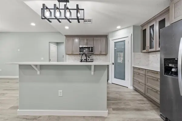 2505 Stewart DR, Waco, TX 76708