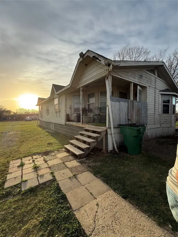 1309 Monthie RD, Waco, TX 76705