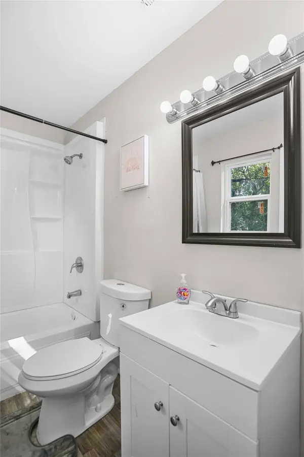 504 Preston ST, Waco, TX 76704