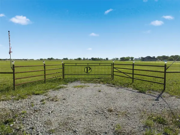 182 Grassey WAY, Elm Mott, TX 76640