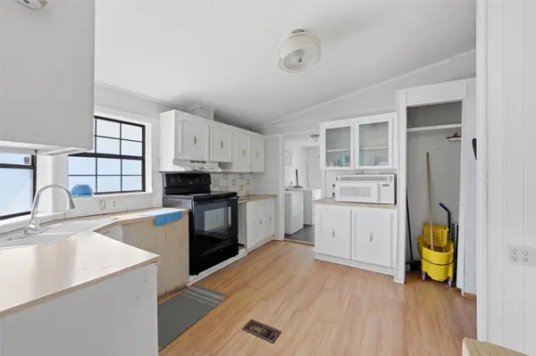 654 Fm 147, Marlin, TX 76661