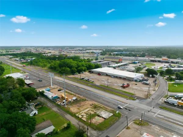 1500 New Dallas HWY, Waco, TX 76705