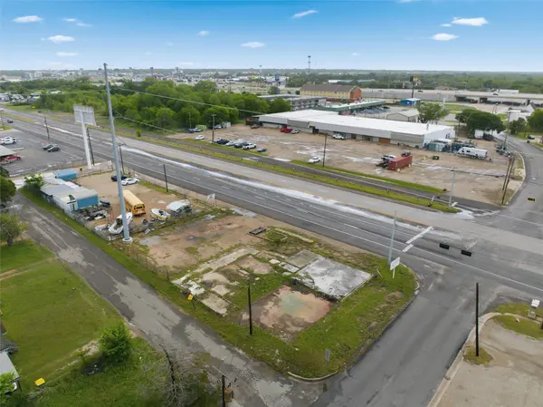 1500 New Dallas HWY, Waco, TX 76705