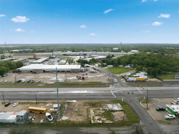 1500 New Dallas HWY, Waco, TX 76705