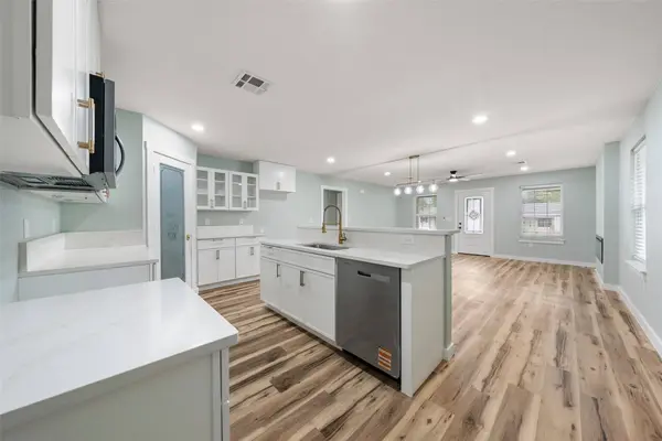 3542 Live Oak AVE, Waco, TX 76708