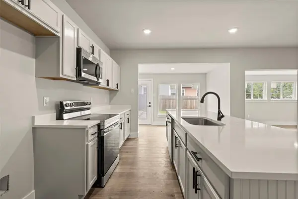 900 N 22nd ST, Waco, TX 76707