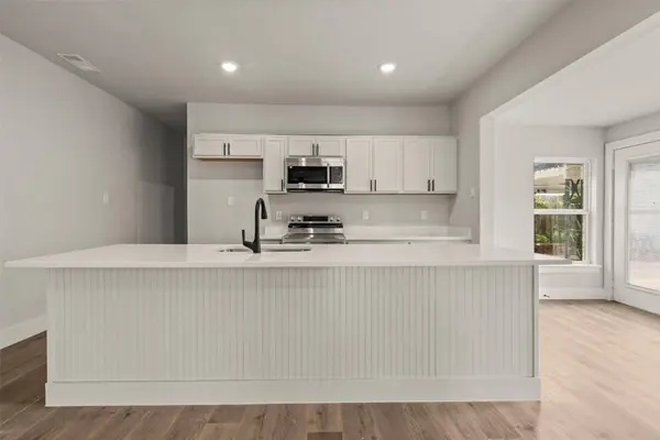 900 N 22nd ST, Waco, TX 76707