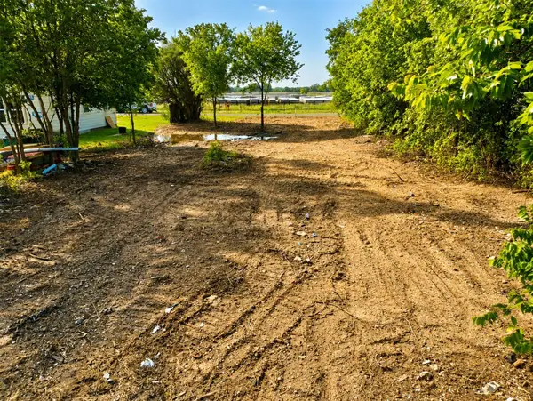992 Lincoln City RD, Waco, TX 76705