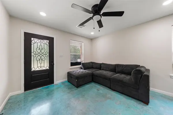 3109 N 27th ST, Waco, TX 76708