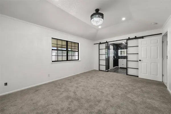 139 Claire Newell LN, Waco, TX 76705