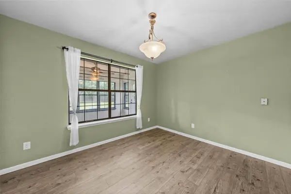 308 Texas AVE, Hewitt, TX 76643