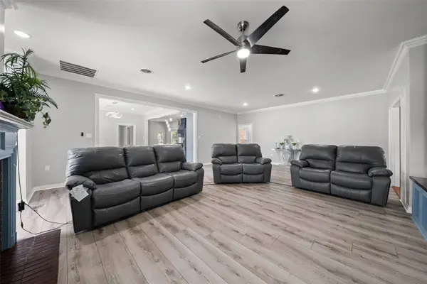 700 Jackson, Mcgregor, TX 76657