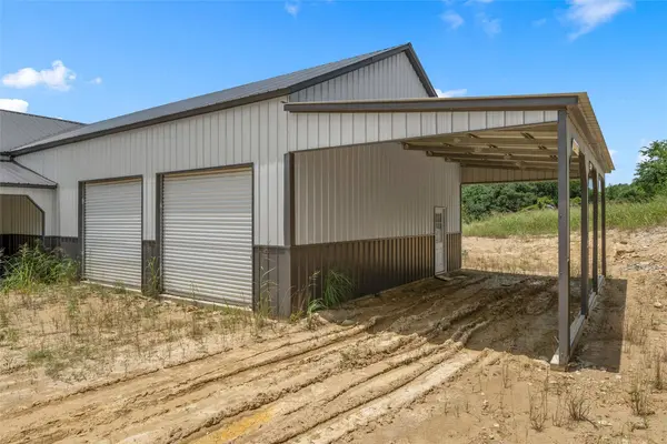 365 Grand Canyon DR, Oglesby, TX 76561
