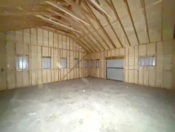 365 Grand Canyon DR, Oglesby, TX 76561