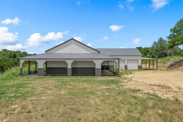 365 Grand Canyon DR, Oglesby, TX 76561