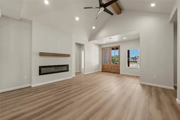 267 Sherwood DR, Woodway, TX 76712