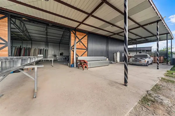 112 County Road 4028a, Chilton, TX 76632
