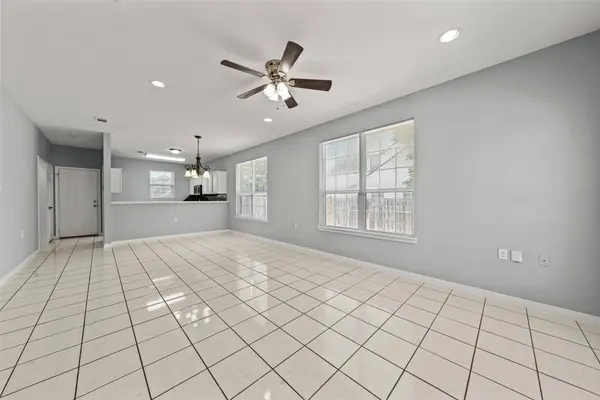 1206 N 15th ST, Waco, TX 76707