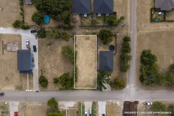 205 Garfield ST, Mcgregor, TX 76657
