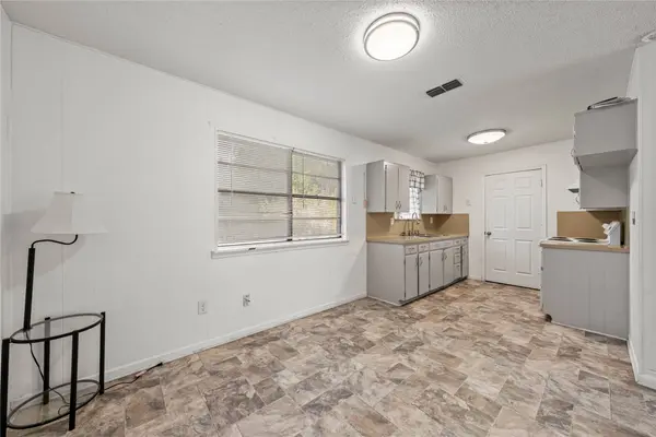 914 Randa ST, Copperas Cove, TX 76522
