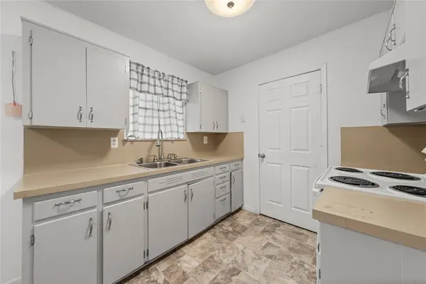 914 Randa ST, Copperas Cove, TX 76522