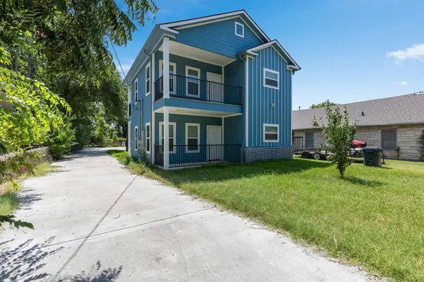 1215 Kellum ST, Waco, TX 76704