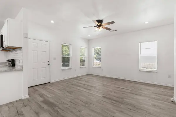 1215 Kellum ST, Waco, TX 76704