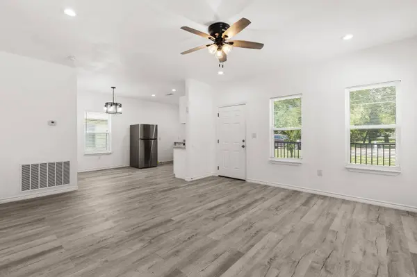 1215 Kellum ST, Waco, TX 76704