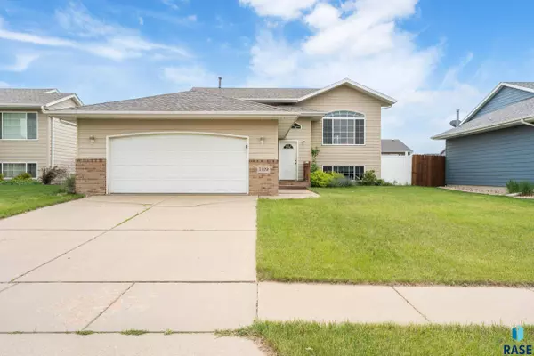 7409 W 51st St, Sioux Falls, SD 57106