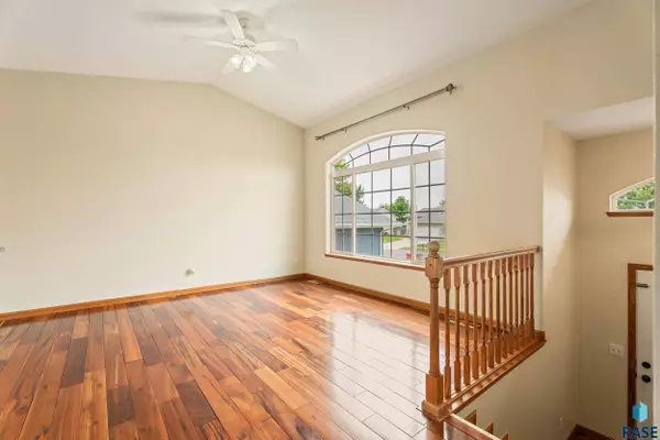 7409 W 51st St, Sioux Falls, SD 57106