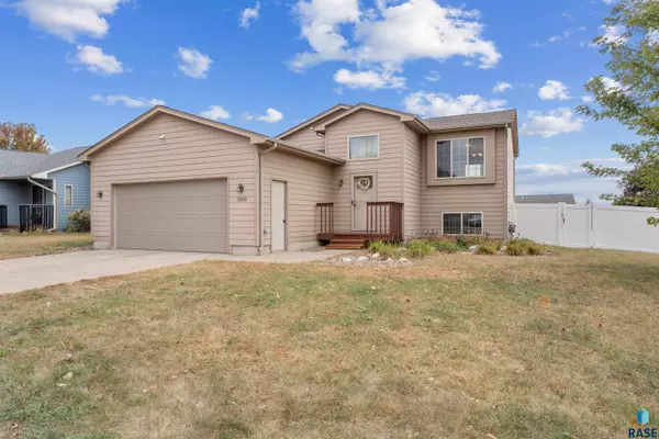 3800 N Gemini St, Sioux Falls, SD 57107