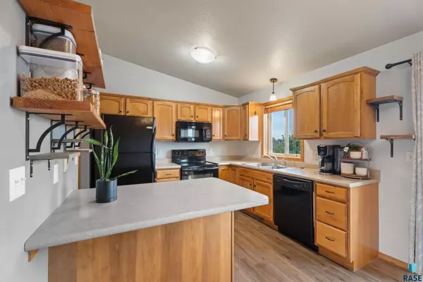 3800 N Gemini St, Sioux Falls, SD 57107