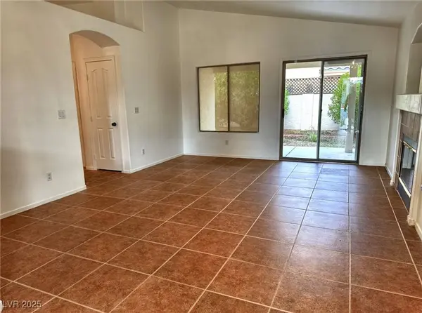 7812 Blue Charm AVE, Las Vegas, NV 89149