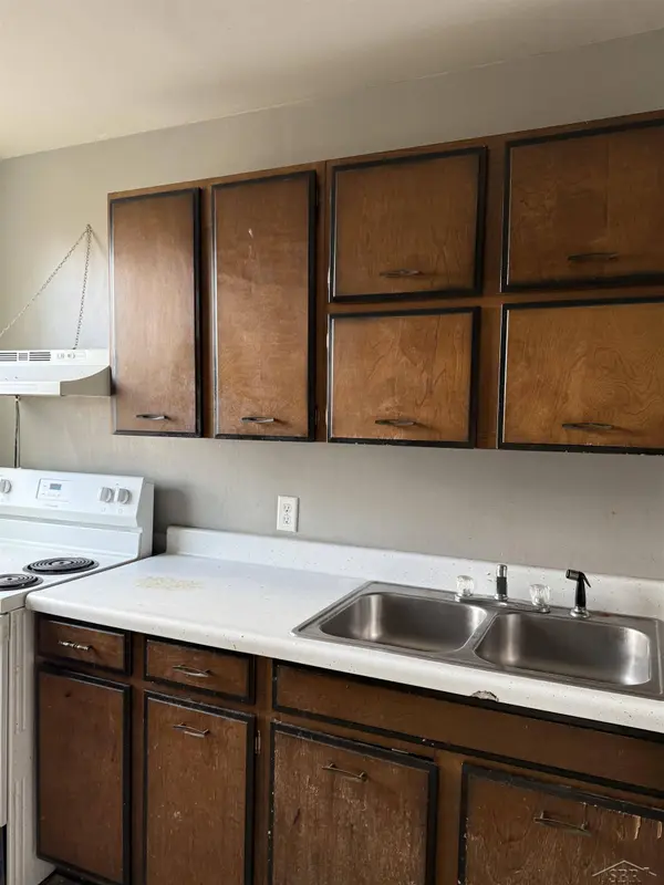 523 Eleanor Avenue, Saginaw, MI 48602