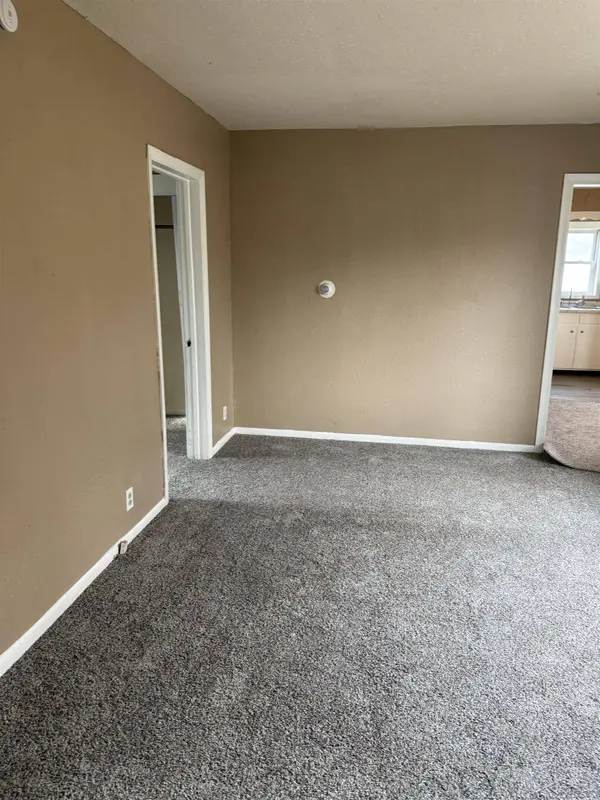 1724 Maine Street, Saginaw, MI 48602