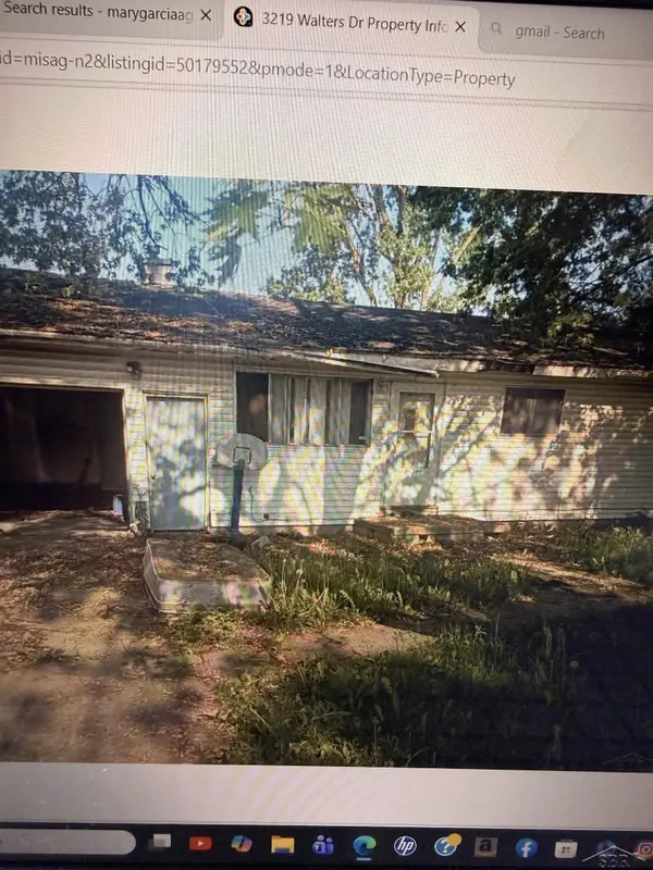 3219 WALTERS Drive, Saginaw, MI 48601