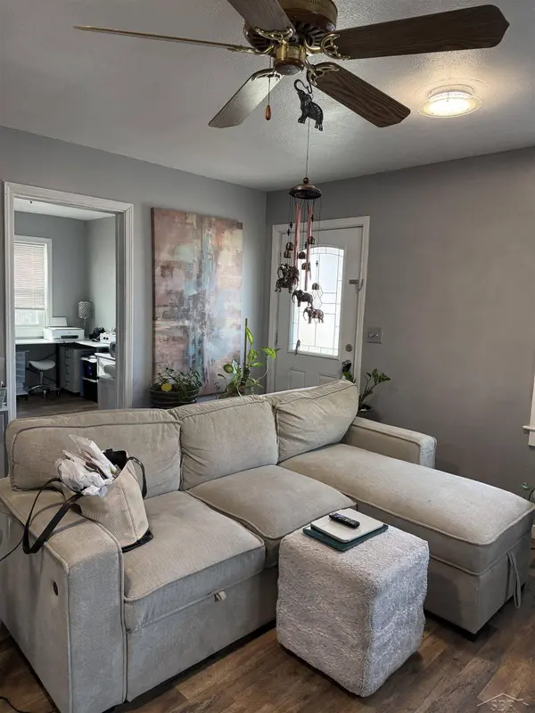 5815 Gratiot Common, Saginaw, MI 48638