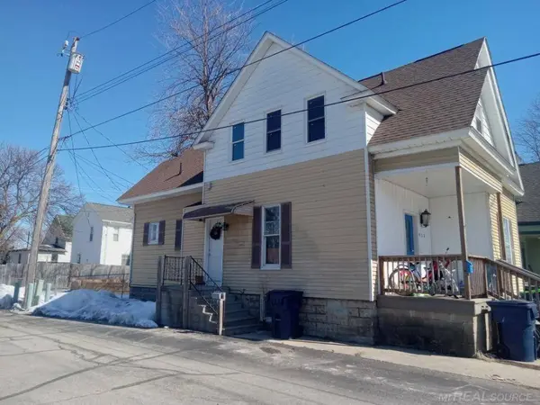 411 10th Street, Bay City, MI 48708