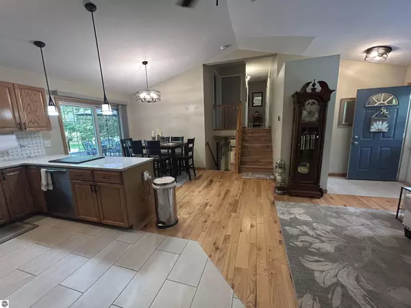 2392 Holland Circle, Traverse City, MI 49685