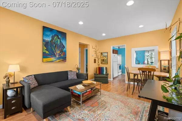 204 Wordsworth Street, Ferndale, MI 48220