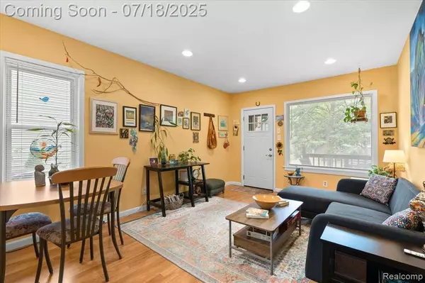 204 Wordsworth Street, Ferndale, MI 48220