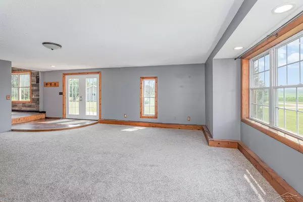 5010 N Pendell Road, Alma, MI 48801