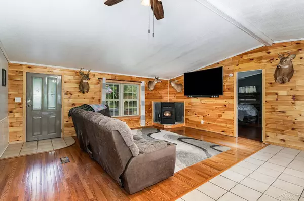 4625 N Hemlock Road, Hemlock, MI 48626