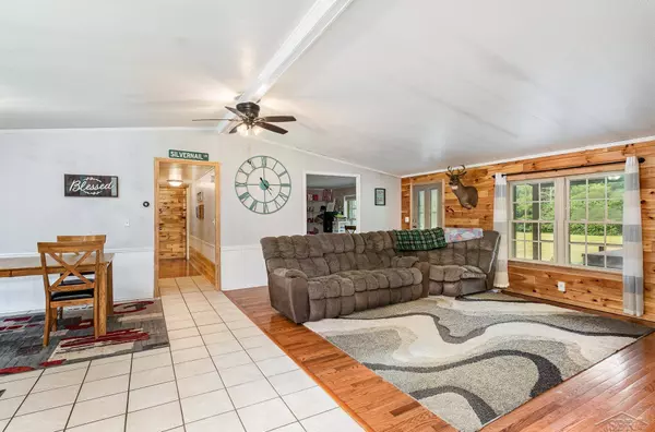 4625 N Hemlock Road, Hemlock, MI 48626