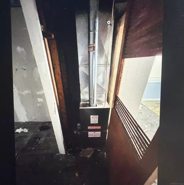 2126 Maplewood Street, Saginaw, MI 48601